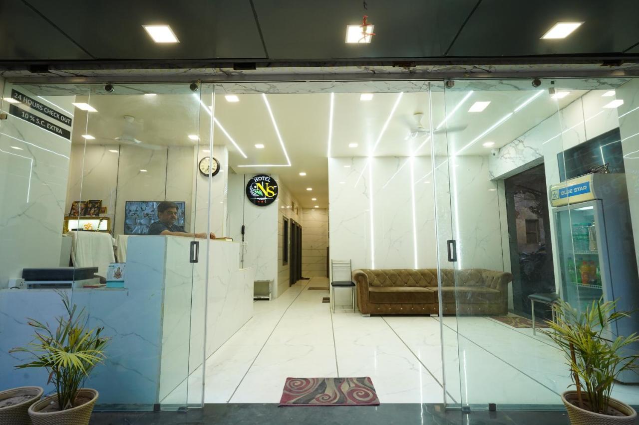 Hotel New Sundaram 150 Mtrs From Dargah アジュメール エクステリア 写真