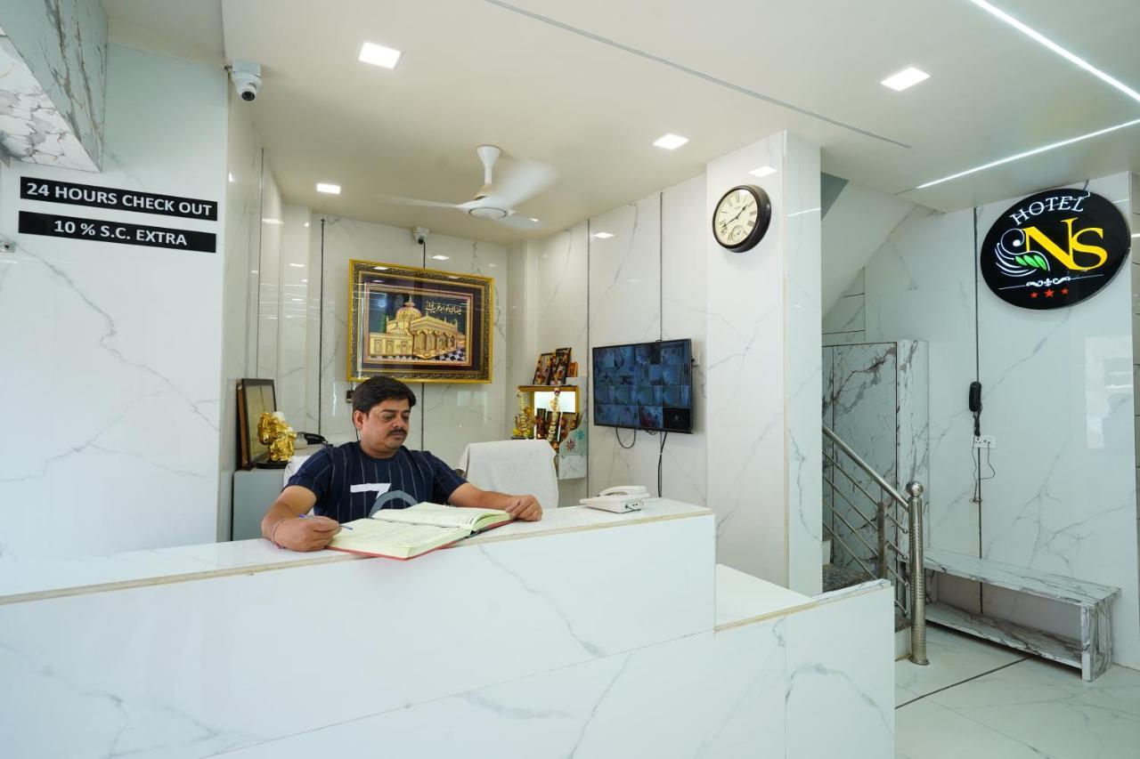 Hotel New Sundaram 150 Mtrs From Dargah アジュメール エクステリア 写真