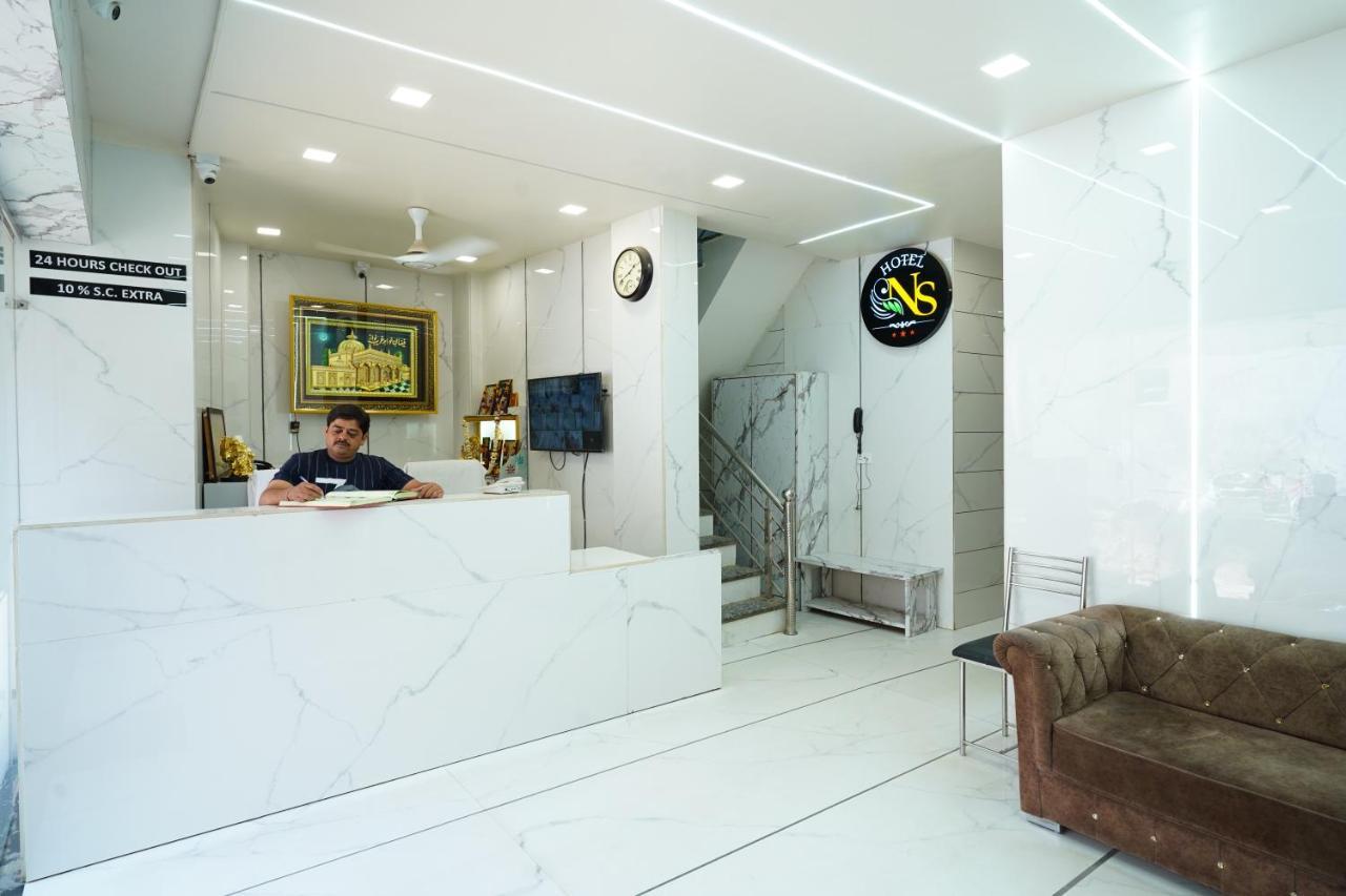 Hotel New Sundaram 150 Mtrs From Dargah アジュメール エクステリア 写真