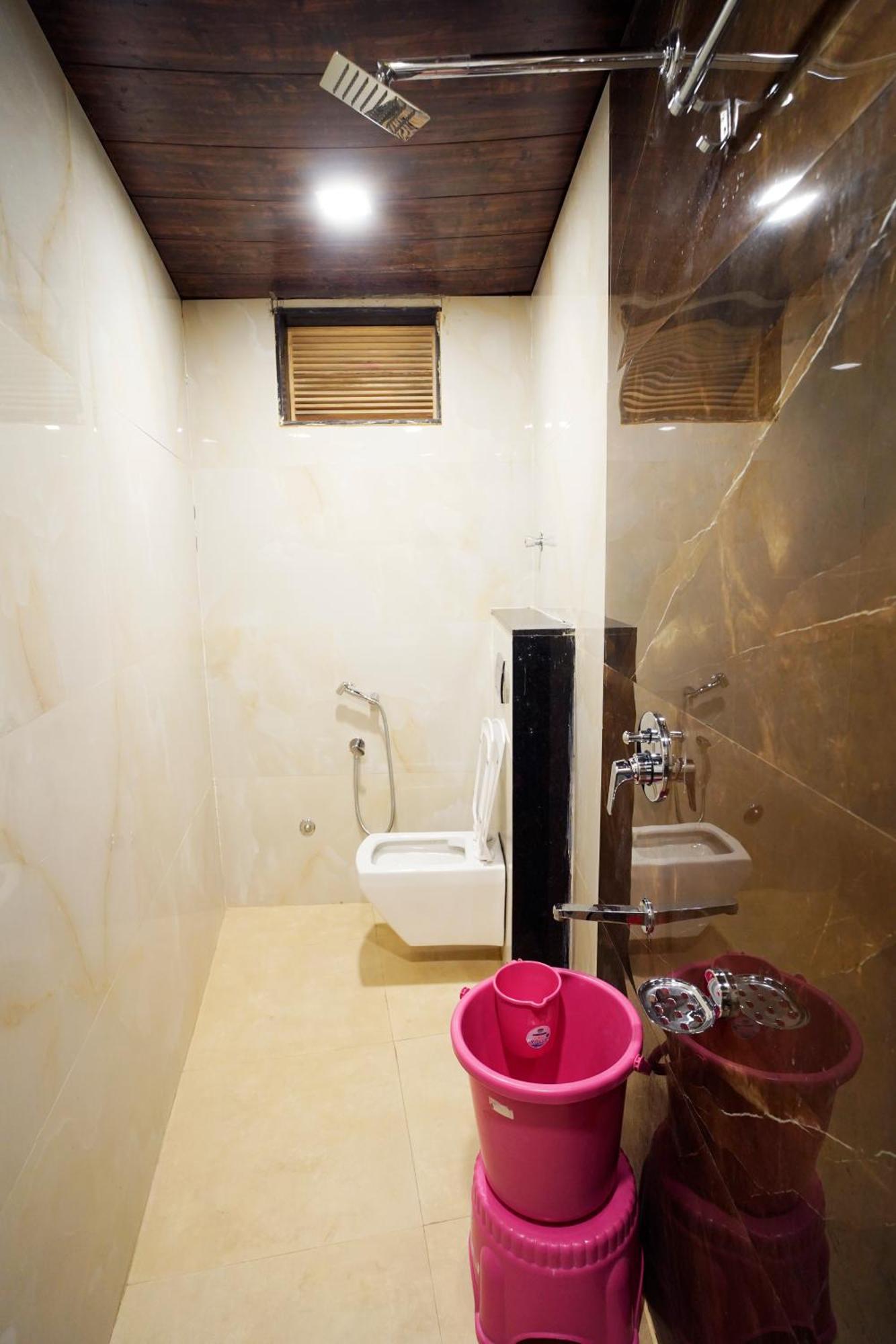 Hotel New Sundaram 150 Mtrs From Dargah アジュメール エクステリア 写真